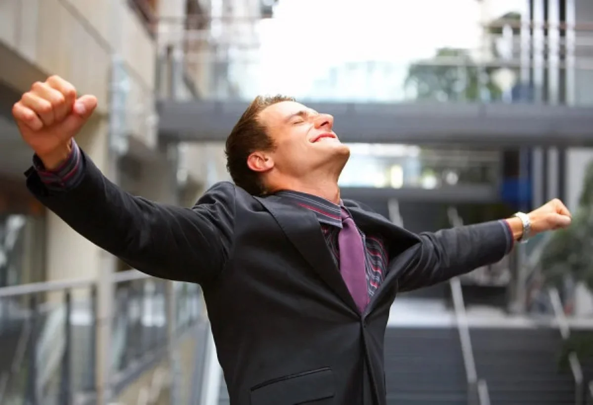 danh-thuc-su-tu-tin-trong-ban (1)